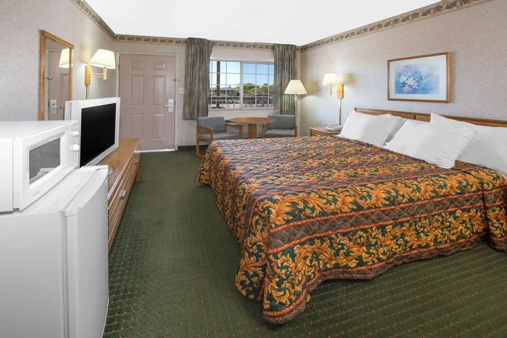 1 quarto mobiliado em apartamentos em Feather River Boulevard 1661196P, Oroville, Oroville, foto 1