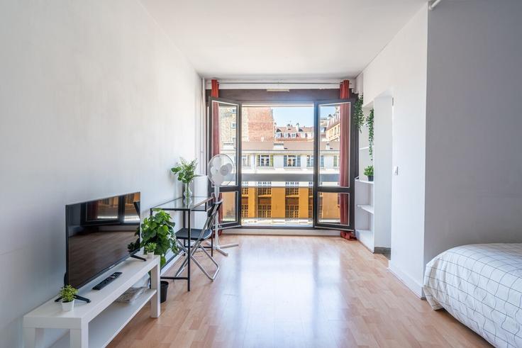 1 apartamento de un dormitorio amueblado en Rue Saint-Maur 1077087P , 11th arrondissement, Paris, foto 1