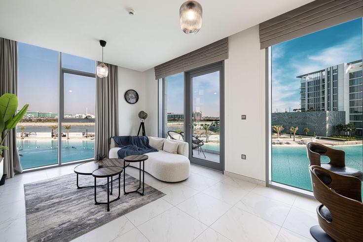 Building Tariaq Bedon Esm - your-perfect-stay - 1475942 adresindeki bir dairede modern mobilyalarla zarif bir şekilde tasarlanmış oturma odası Al Merkadh, Dubai Building Tariaq Bedon Esm - your-perfect-stay - 1475942 adresindeki bir dairede modern mobilyalarla zarif bir şekilde tasarlanmış oturma odası Al Merkadh, Dubai