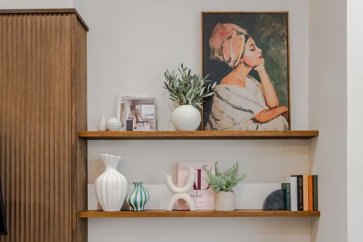 Elegante sala de estar con mobiliario moderno en un apartamento en Building Nevern Road - yourapartment - 1565976 en Royal Borough of Kensington and Chelsea, London Elegante sala de estar con mobiliario moderno en un apartamento en Building Nevern Road - yourapartment - 1565976 en Royal Borough of Kensington and Chelsea, London