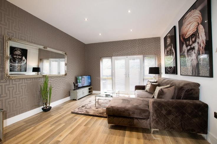 Salle de séjour élégante avec mobilier moderne dans un appartement à Building Triangle West - yourapartment - 1032392 - LON à Bristol, Bristol