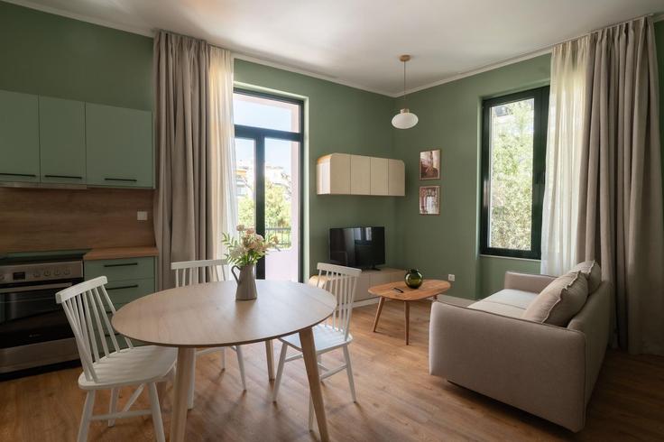 Elegant gestaltetes Wohnzimmer mit moderner Einrichtung in einer Wohnung im Building Empedokleous - zoialiving - 1038718 - ATH in Central Athens, Athens Elegant gestaltetes Wohnzimmer mit moderner Einrichtung in einer Wohnung im Building Empedokleous - zoialiving - 1038718 - ATH in Central Athens, Athens