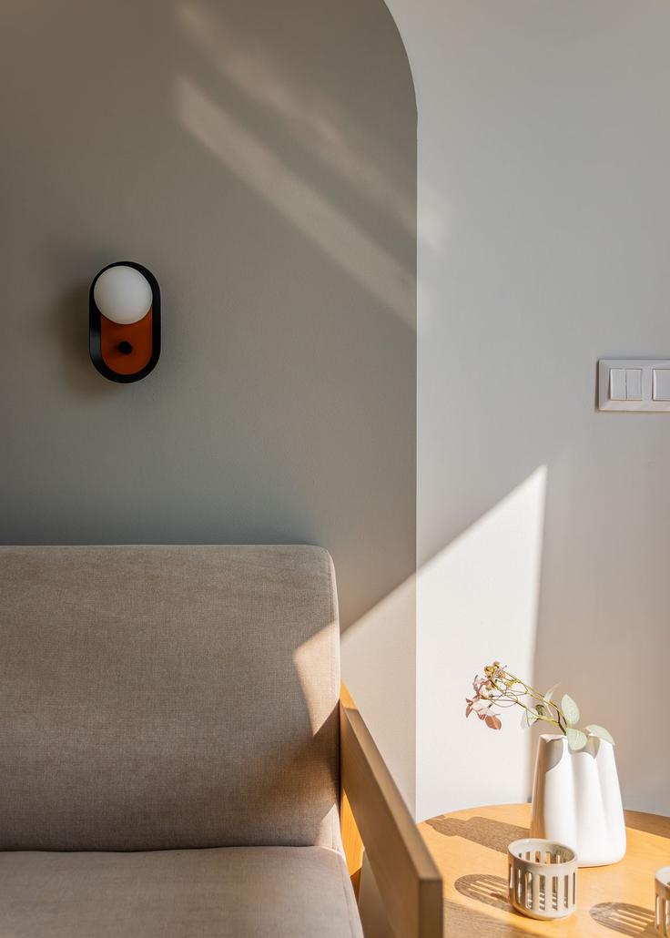 Building Solonos - zoialiving - 1299458 - ATH adresindeki bir dairede modern mobilyalarla zarif bir şekilde tasarlanmış oturma odası Central Athens, Athens