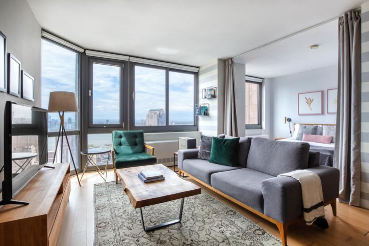 Tribeca Tower, 105 Duane Stにあるのスタジオ・家具付きアパート（38、Tribeca、New York）写真 1枚