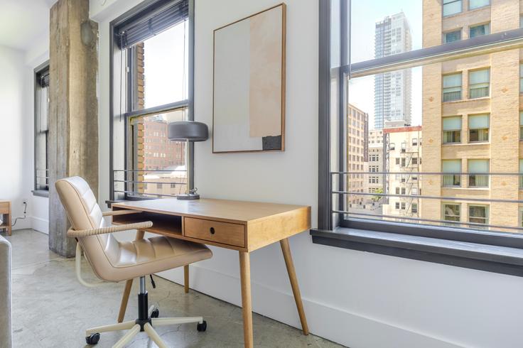 Furnished Studio Apartments for Rent in Historic Core, Los Angeles
