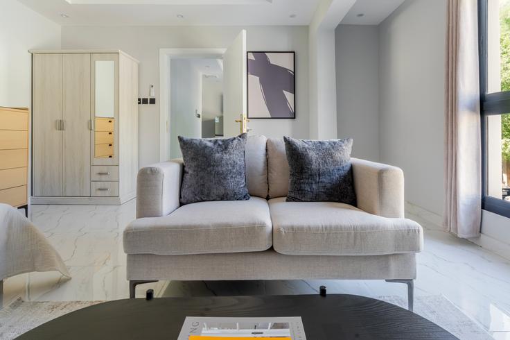 Apartamento estúdio mobiliado em  3080 Oumro Al Qais, As Sulimaniyah 66, Riyadh, Riyadh, foto 1