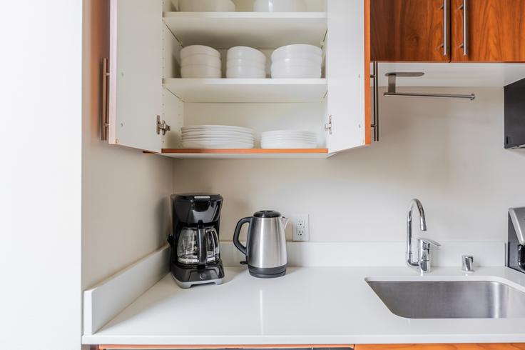 THE APARTNENT ラグマット　stabridge Furnished Apartments for Rent in University District, Seattle