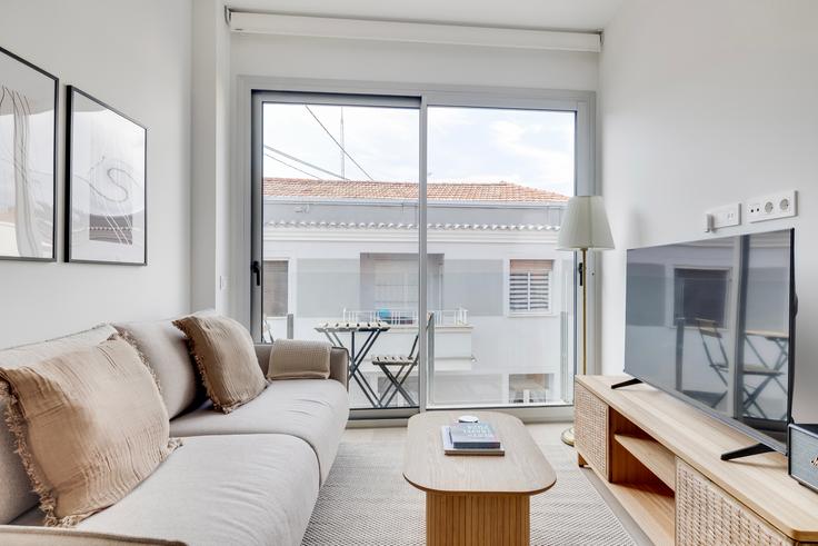 Tetuán, Madrid에 위치한 Calle de Beire 22 아파트의 세련된 인테리어가 돋보이는 거실