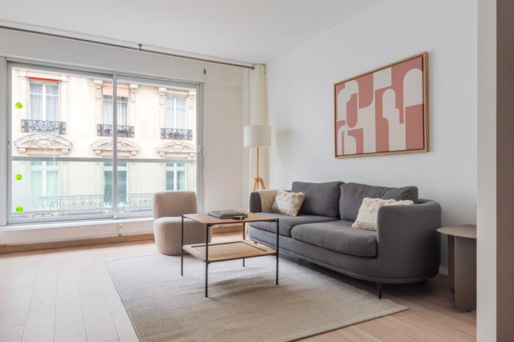 Pompe 156 adresindeki bir dairede modern mobilyalarla zarif bir şekilde tasarlanmış oturma odası 16th arrondissement, Paris Pompe 156 adresindeki bir dairede modern mobilyalarla zarif bir şekilde tasarlanmış oturma odası 16th arrondissement, Paris