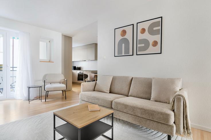 District 8, Zurich에 위치한 Säntisstrasse 4, 8008, Zurich 아파트의 세련된 인테리어가 돋보이는 거실