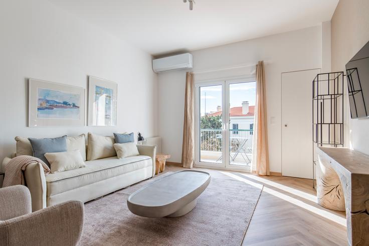 Central Athens, Athens에 위치한 Gennadiou 16 Athens 유닛의 세련된 인테리어가 돋보이는 거실