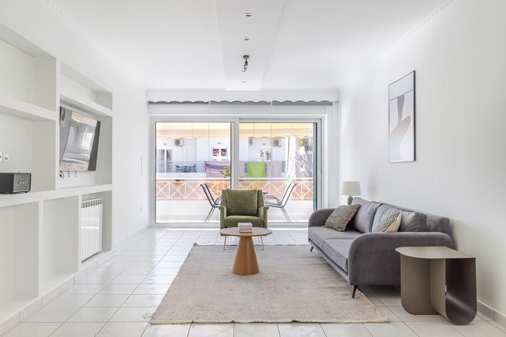 South Athens, Athens에 위치한 Knossou 40 유닛의 세련된 인테리어가 돋보이는 거실 South Athens, Athens에 위치한 Knossou 40 유닛의 세련된 인테리어가 돋보이는 거실