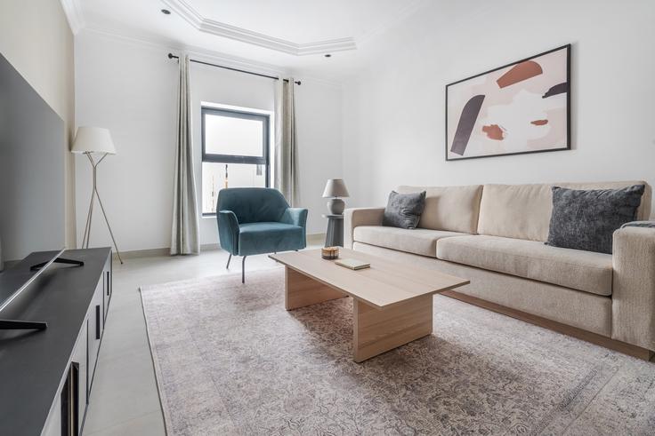 Riyadh, Riyadh에 위치한 Al Sinan 15 유닛의 세련된 인테리어가 돋보이는 거실