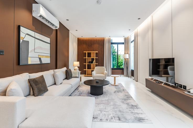 Elegante sala de estar con mobiliario moderno en un apartamento en 4058 Abdul Rahman Al Halawani en Jeddah, Jeddah Elegante sala de estar con mobiliario moderno en un apartamento en 4058 Abdul Rahman Al Halawani en Jeddah, Jeddah