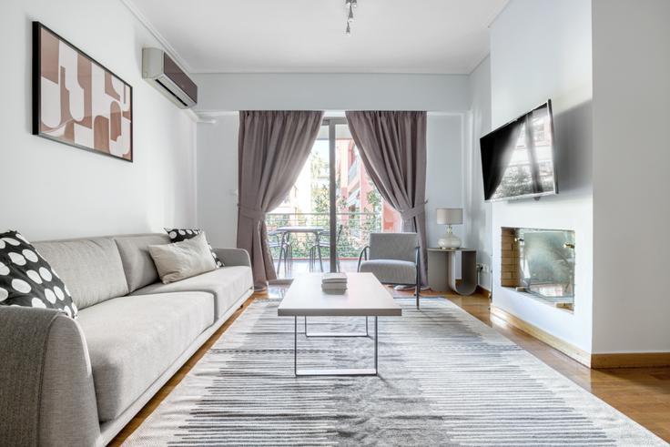 Salle de séjour élégante avec mobilier moderne dans un appartement à Marathonodromou VIII à North Athens, Athens Salle de séjour élégante avec mobilier moderne dans un appartement à Marathonodromou VIII à North Athens, Athens