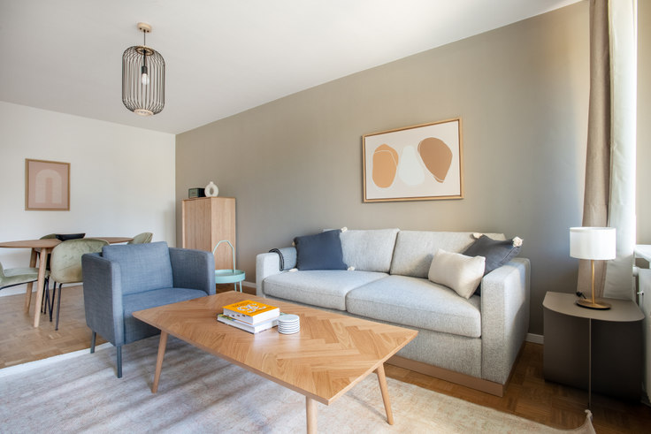 Friedrichstraße - Photo 1