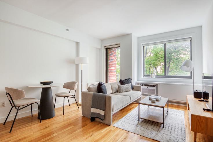 Studio furnished apartment in 101W15, 101 W 15th St 1225, Chelsea, New York, photo 1