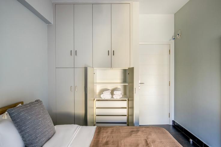 3 quarto mobiliado em apartamentos em Pandrosou II 1713, South Athens, Athens, foto 33