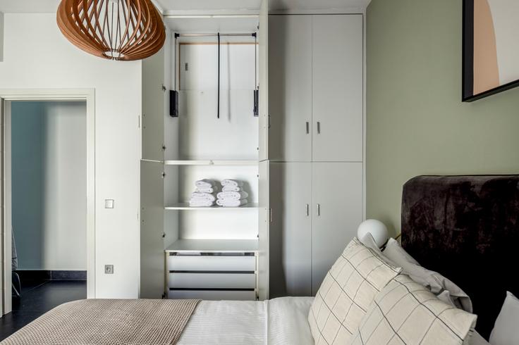 3 quarto mobiliado em apartamentos em Pandrosou II 1713, South Athens, Athens, foto 18