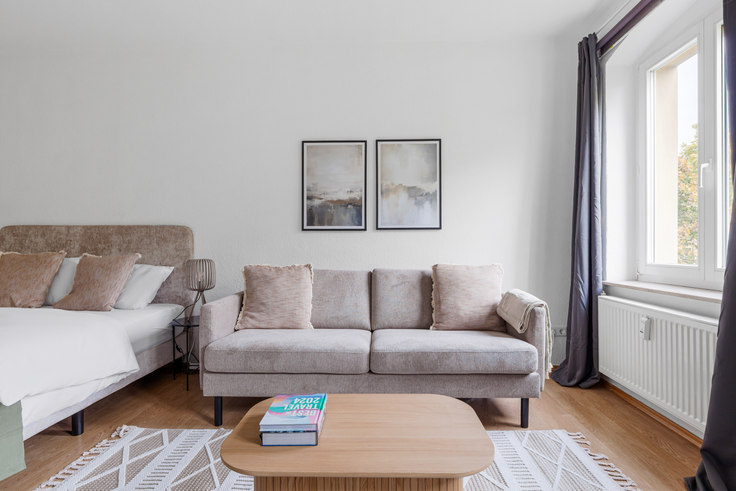 Swinemünder Str. 124, 10435 Berlin, Swinemünder Straße - Photo 1