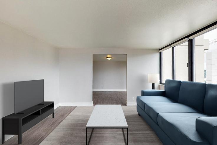 Portland PortlandのHarrison Tower Apartment Homes - 1417293のアパートメントにある、モダンな家具を備えたエレガントなデザインのリビングルーム Portland PortlandのHarrison Tower Apartment Homes - 1417293のアパートメントにある、モダンな家具を備えたエレガントなデザインのリビングルーム